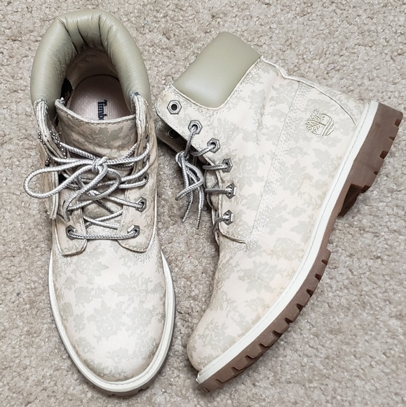 Timberland 6" Limited Edition 6248B Cream Floral boots - Picture 8 of 13